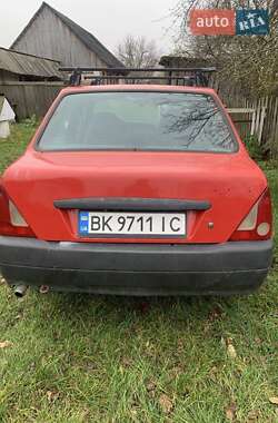 Седан Dacia Solenza 2003 в Вараше