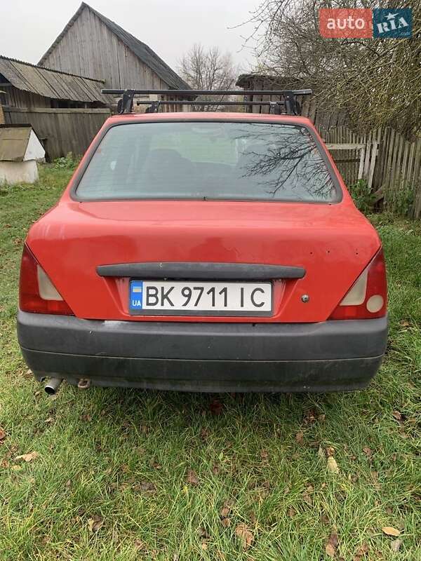 Седан Dacia Solenza 2003 в Вараші