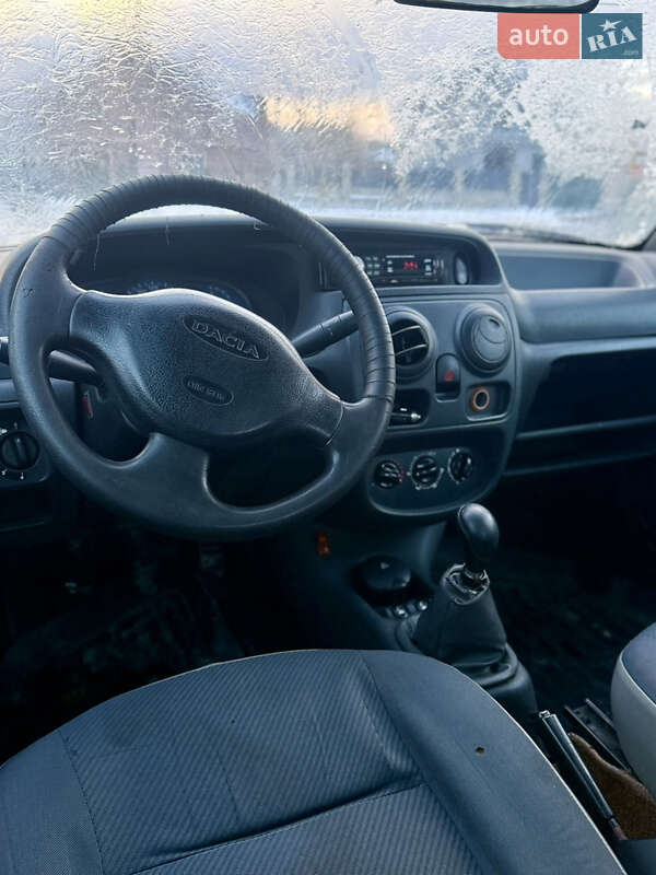 Седан Dacia Solenza 2004 в Коломые