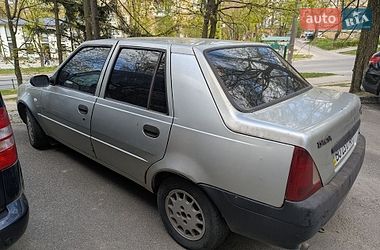 Седан Dacia Solenza 2003 в Тернополі