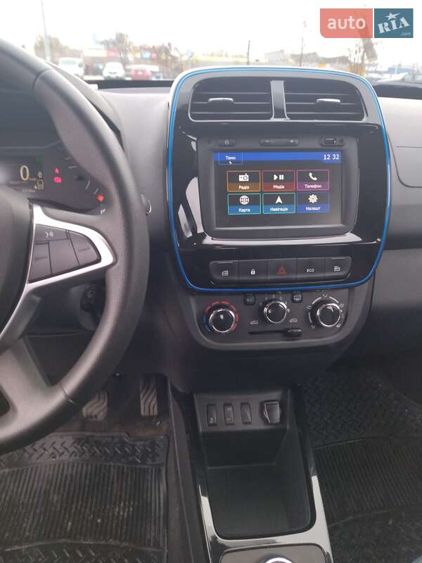 Внедорожник / Кроссовер Dacia Spring 2021 в Киеве