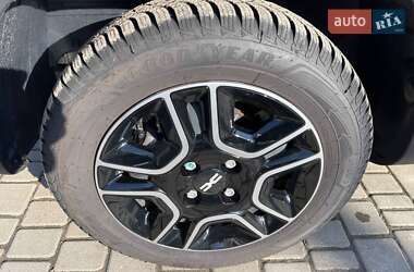 Внедорожник / Кроссовер Dacia Spring 2023 в 