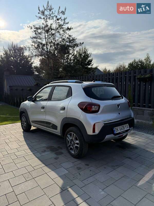 Позашляховик / Кросовер Dacia Spring 2020 в Рівному