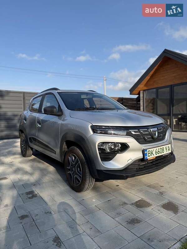 Позашляховик / Кросовер Dacia Spring 2020 в Рівному