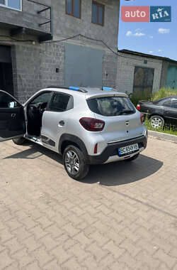 Внедорожник / Кроссовер Dacia Spring 2021 в 