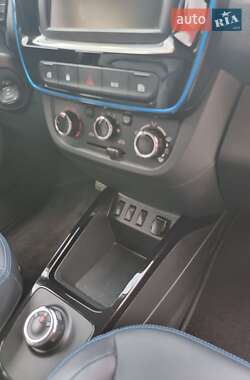 Внедорожник / Кроссовер Dacia Spring 2021 в 