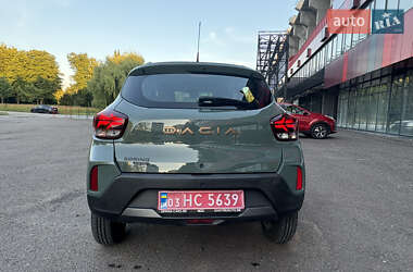 Позашляховик / Кросовер Dacia Spring 2023 в 