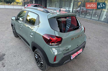 Позашляховик / Кросовер Dacia Spring 2023 в 