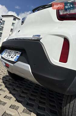 Внедорожник / Кроссовер Dacia Spring 2020 в 