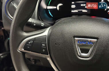 Внедорожник / Кроссовер Dacia Spring 2022 в 