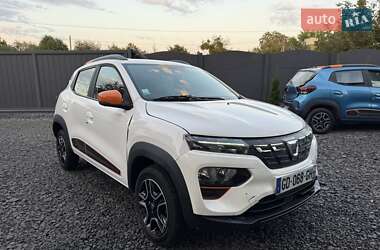 Внедорожник / Кроссовер Dacia Spring 2021 в 