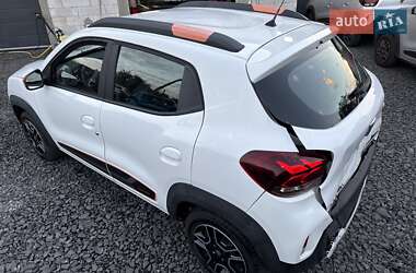 Внедорожник / Кроссовер Dacia Spring 2021 в 