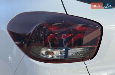 Позашляховик / Кросовер Dacia Spring 2022 в 
