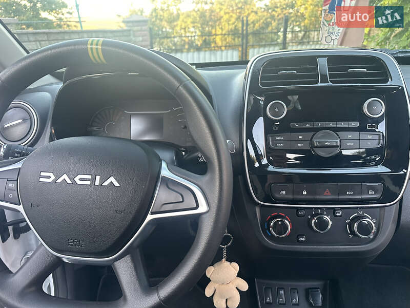Позашляховик / Кросовер Dacia Spring 2023 в Кременці