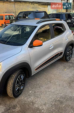 Внедорожник / Кроссовер Dacia Spring 2022 в 