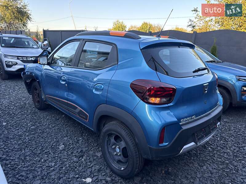 Позашляховик / Кросовер Dacia Spring 2021 в 