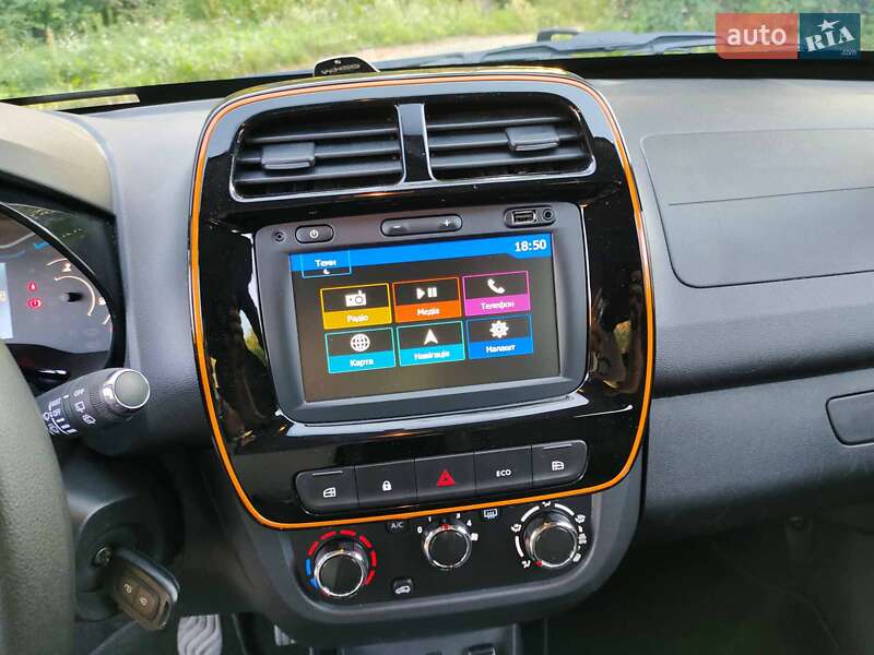 Позашляховик / Кросовер Dacia Spring 2022 в Києві