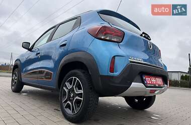 Позашляховик / Кросовер Dacia Spring 2023 в 