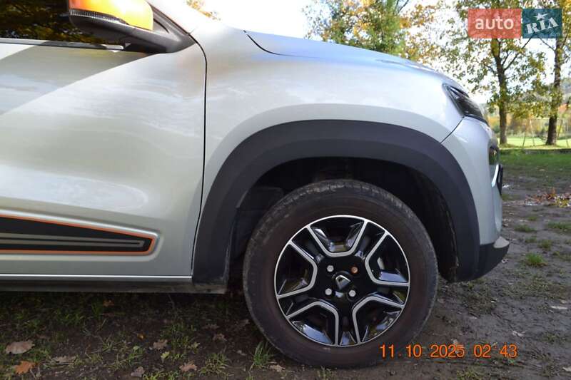 Внедорожник / Кроссовер Dacia Spring 2022 в Глыбокой