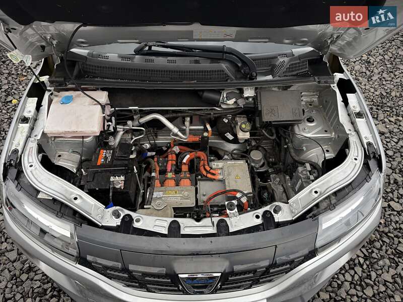 Позашляховик / Кросовер Dacia Spring 2022 в Луцьку фото 41 Позашляховик / Кросовер Dacia Spring 2022 в Луцьку