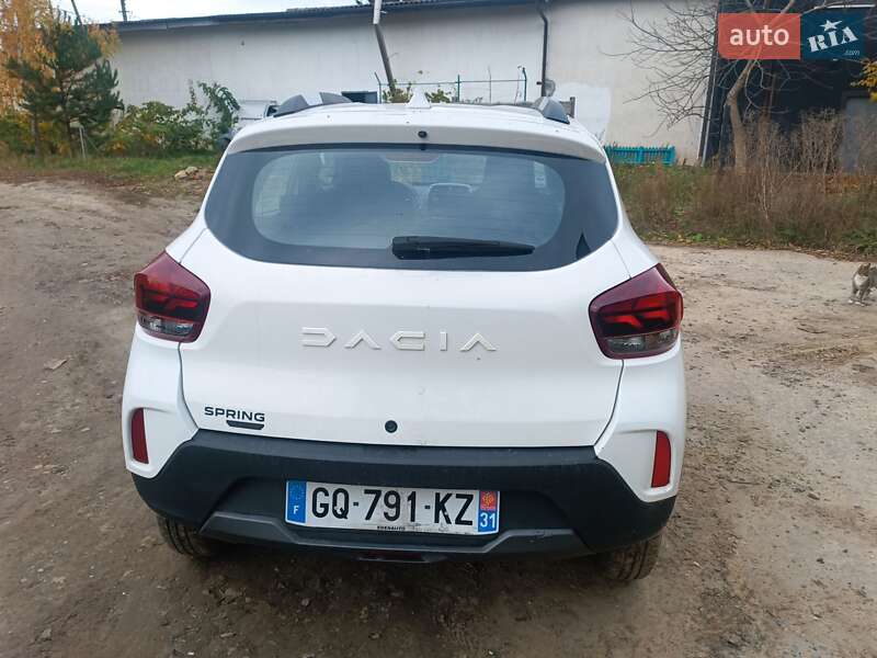 Позашляховик / Кросовер Dacia Spring 2023 в Дубні