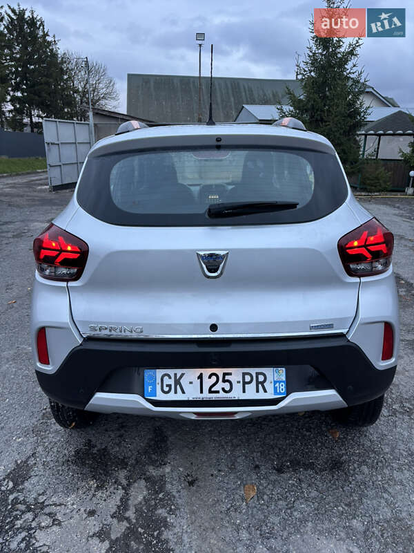 Внедорожник / Кроссовер Dacia Spring 2022 в Тернополе