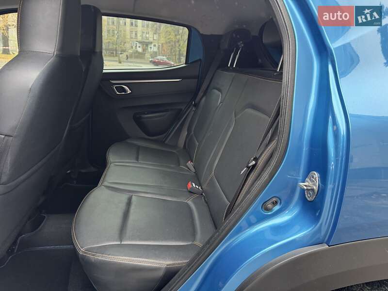 Позашляховик / Кросовер Dacia Spring 2022 в Дніпрі фото 29 Позашляховик / Кросовер Dacia Spring 2022 в Дніпрі