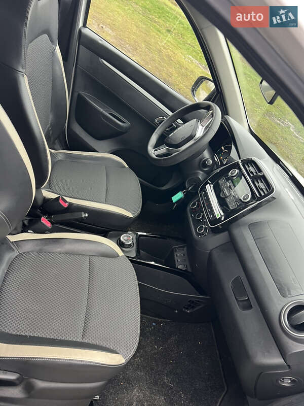 Внедорожник / Кроссовер Dacia Spring 2023 в Камне-Каширском