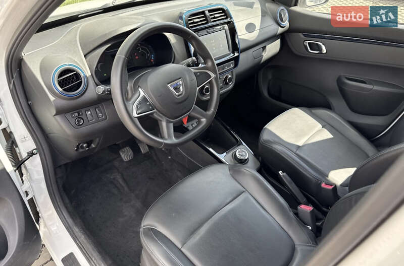 Внедорожник / Кроссовер Dacia Spring 2020 в Киеве