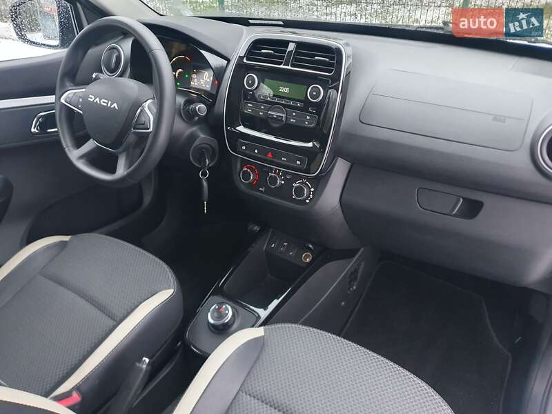 Позашляховик / Кросовер Dacia Spring 2023 в Києві