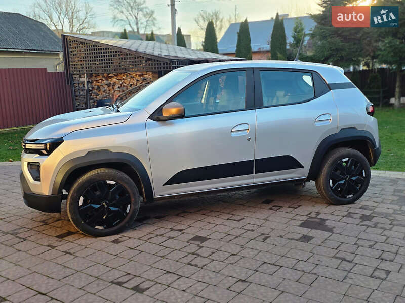 Внедорожник / Кроссовер Dacia Spring 2025 в Самборе