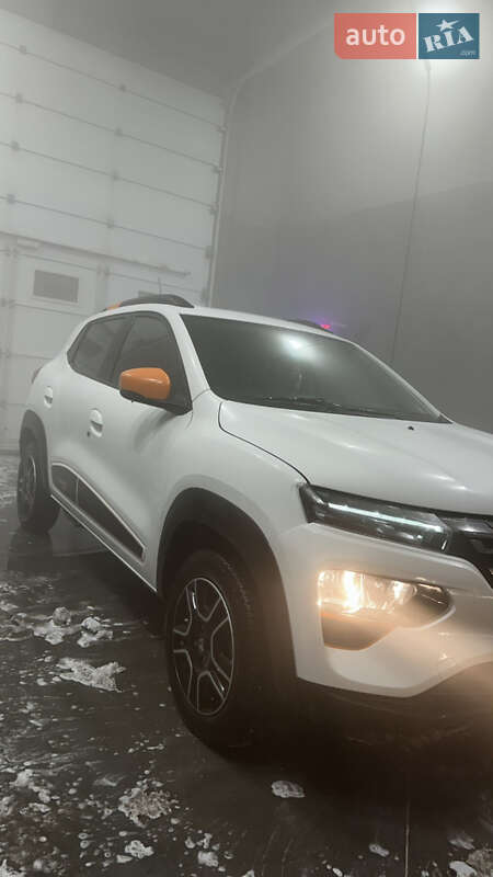 Позашляховик / Кросовер Dacia Spring 2021 в Києві