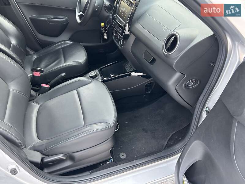 Внедорожник / Кроссовер Dacia Spring 2022 в Ровно