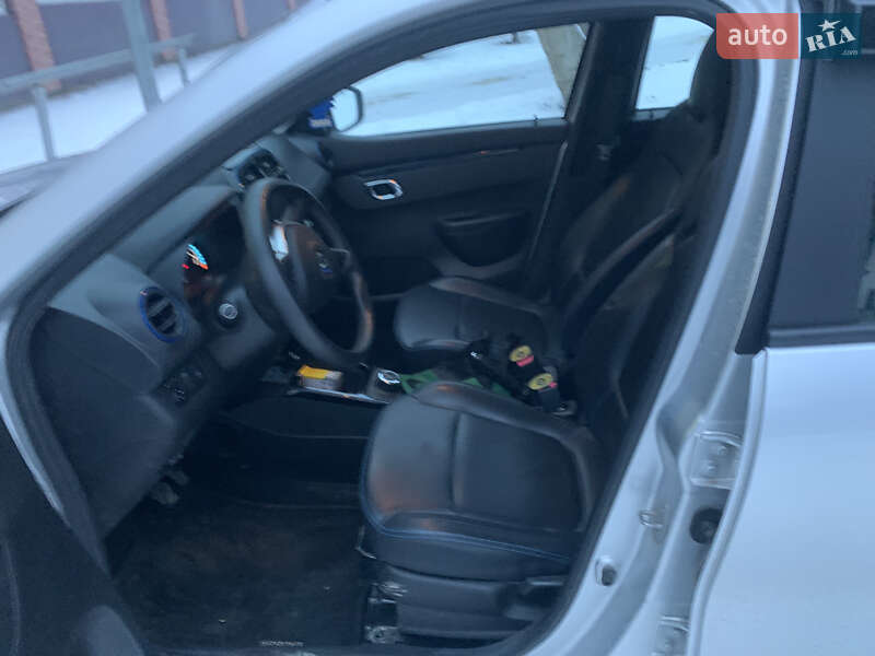 Позашляховик / Кросовер Dacia Spring 2020 в Чорткові