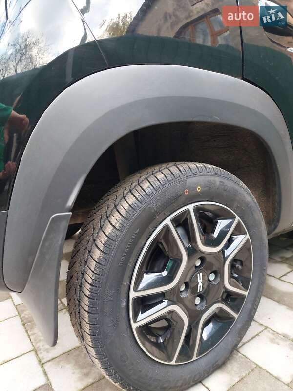 Позашляховик / Кросовер Dacia Spring 2022 в Шептицькому