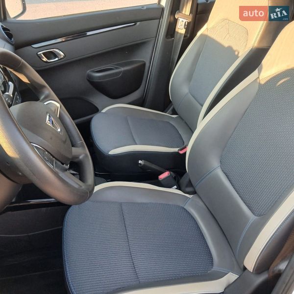 Позашляховик / Кросовер Dacia Spring 2022 в Ужгороді