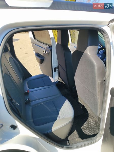 Внедорожник / Кроссовер Dacia Spring 2022 в Самборе