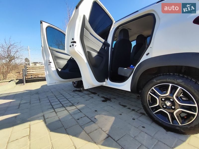 Внедорожник / Кроссовер Dacia Spring 2022 в Самборе