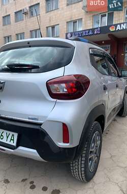 Позашляховик / Кросовер Dacia Spring 2020 в Чорткові