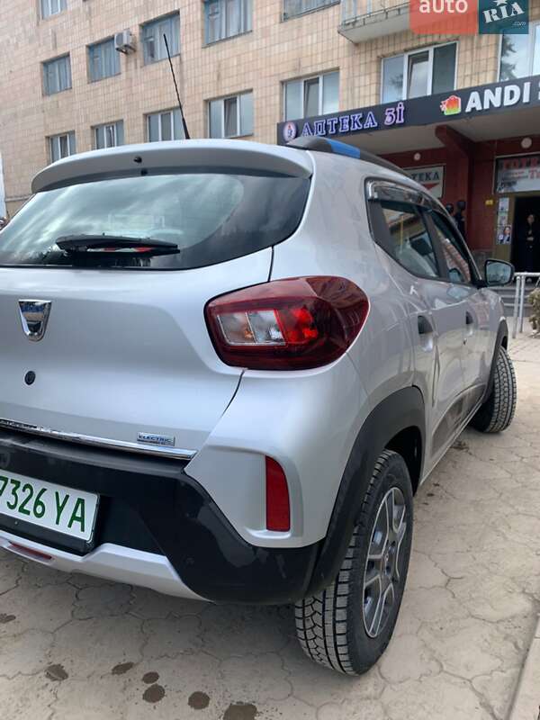 Позашляховик / Кросовер Dacia Spring 2020 в Чорткові