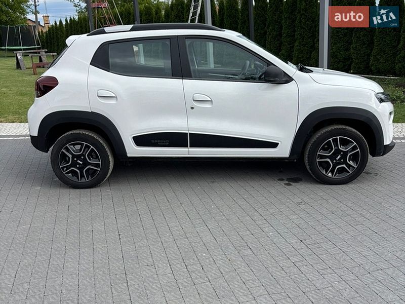Позашляховик / Кросовер Dacia Spring 2023 в Тернополі
