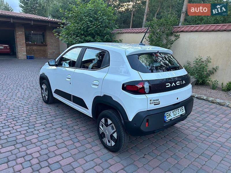Внедорожник / Кроссовер Dacia Spring 2024 в Ровно