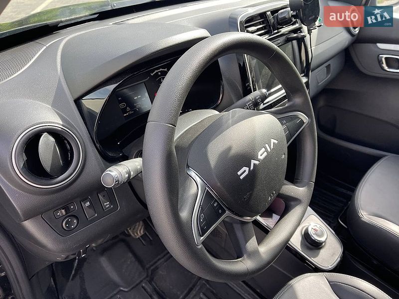 Позашляховик / Кросовер Dacia Spring 2023 в Луцьку