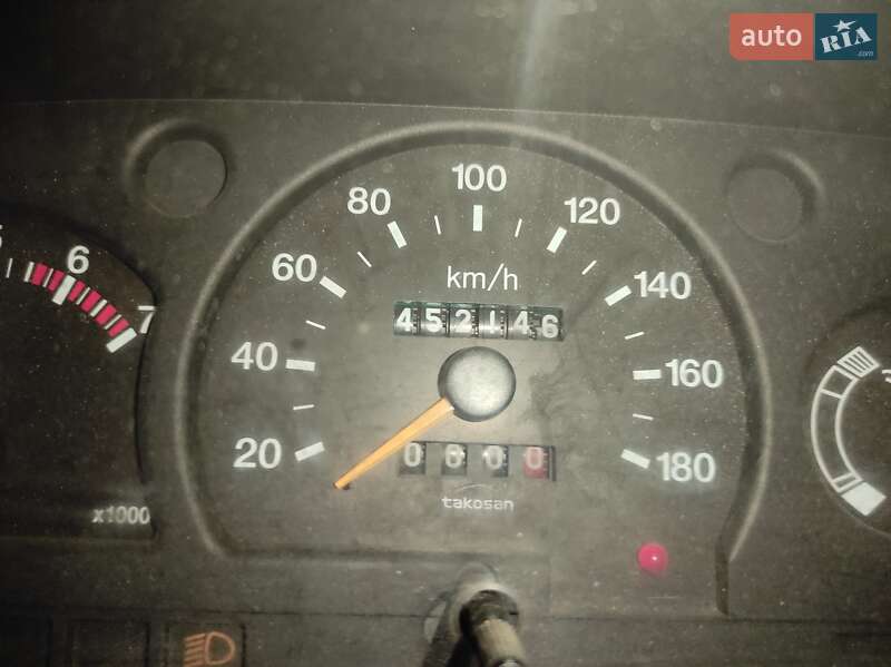 Хэтчбек Dacia SuperNova 2003 в Раздельной фото 14 Хэтчбек Dacia SuperNova 2003 в Раздельной