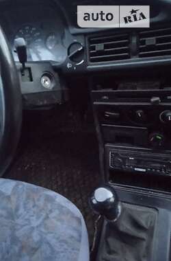 Хэтчбек Dacia SuperNova 2002 в 