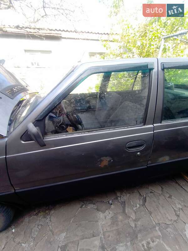 Седан Dacia SuperNova 2003 в Харькове