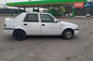 Седан Dacia SuperNova 2003 в 
