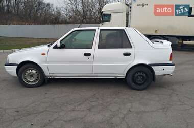 Седан Dacia SuperNova 2003 в 