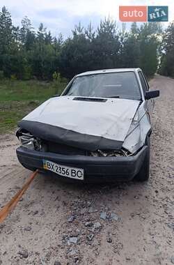 Седан Dacia SuperNova 2002 в Коростишеві