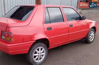 Седан Dacia SuperNova 2002 в 